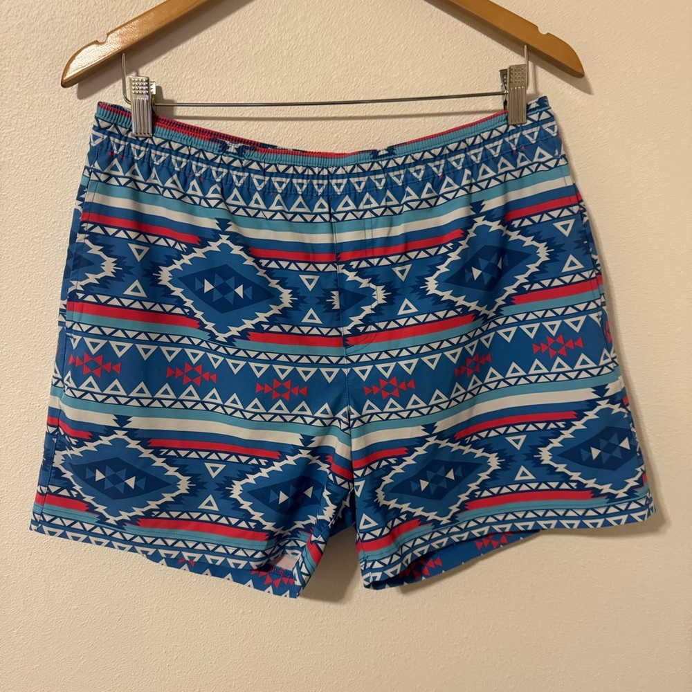 Chubbies Aztec Print Classic Swim Trunks Blue Red Lined Beach-Large